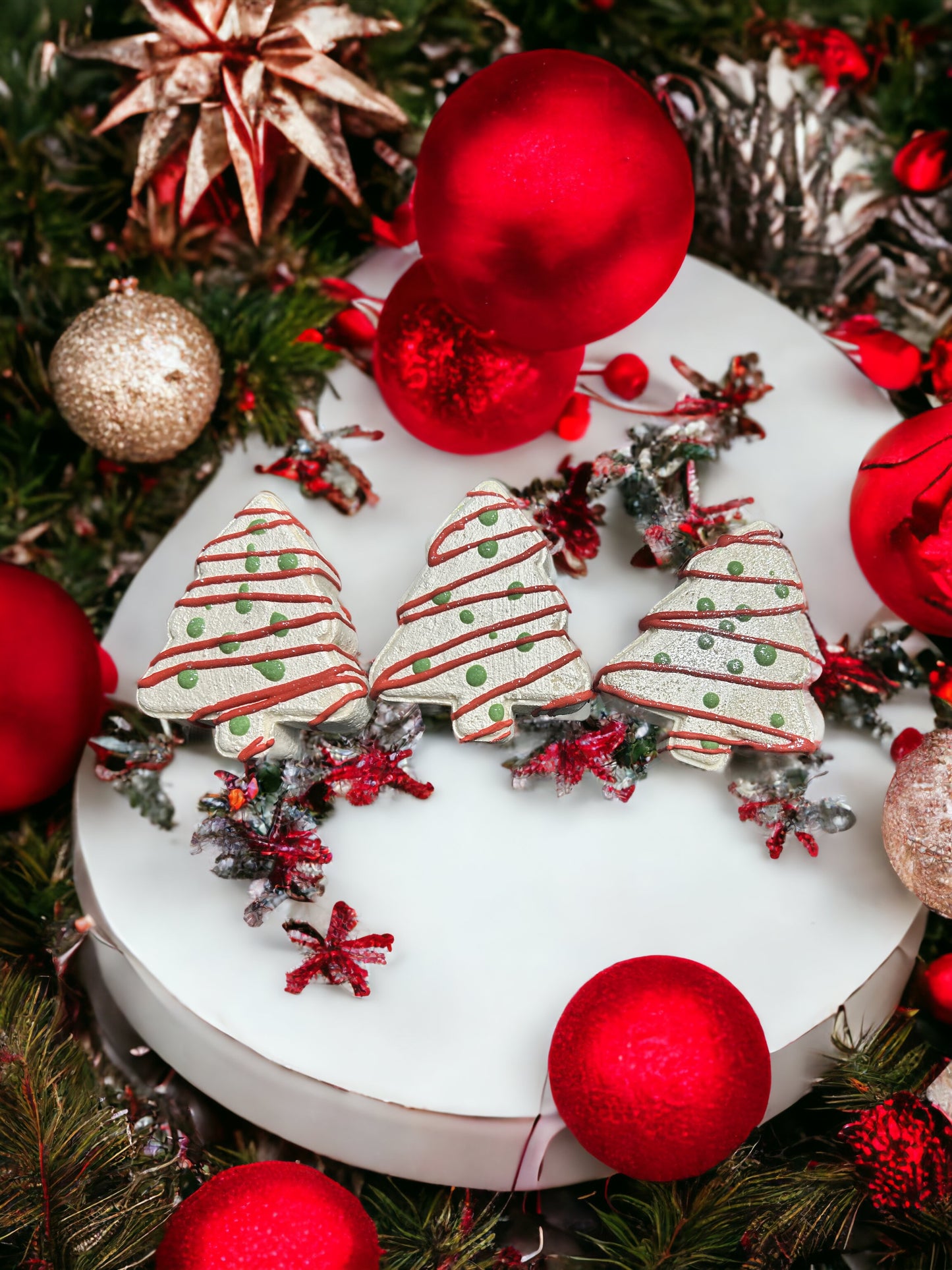 Christmas Tree Cake Bath Bomb